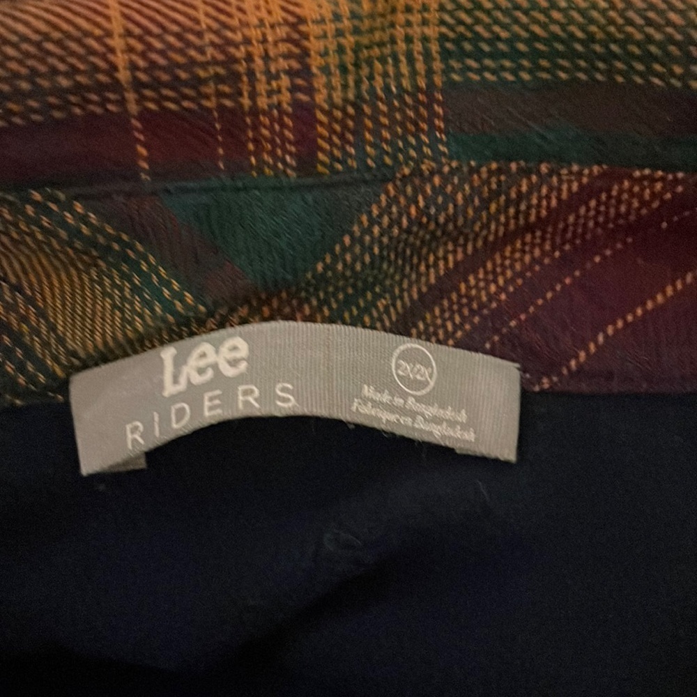 EUC Lee Riders Shacket​​​ - Picture 3 of 5
